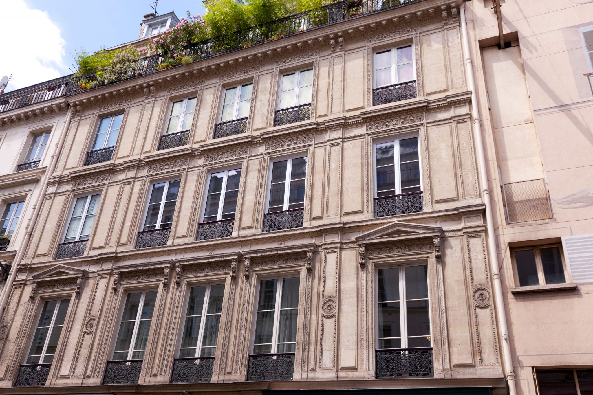 Fenetres bois pour batiment Haussmannien