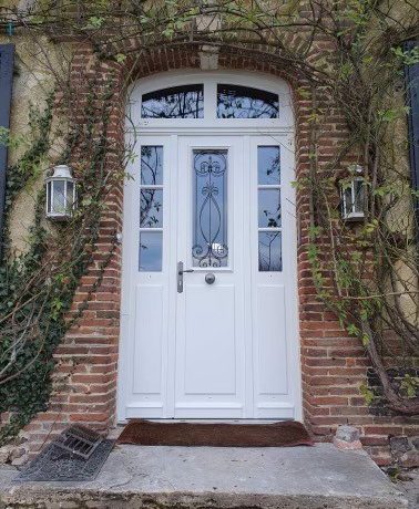 Porte d'entrée bois sur mesure