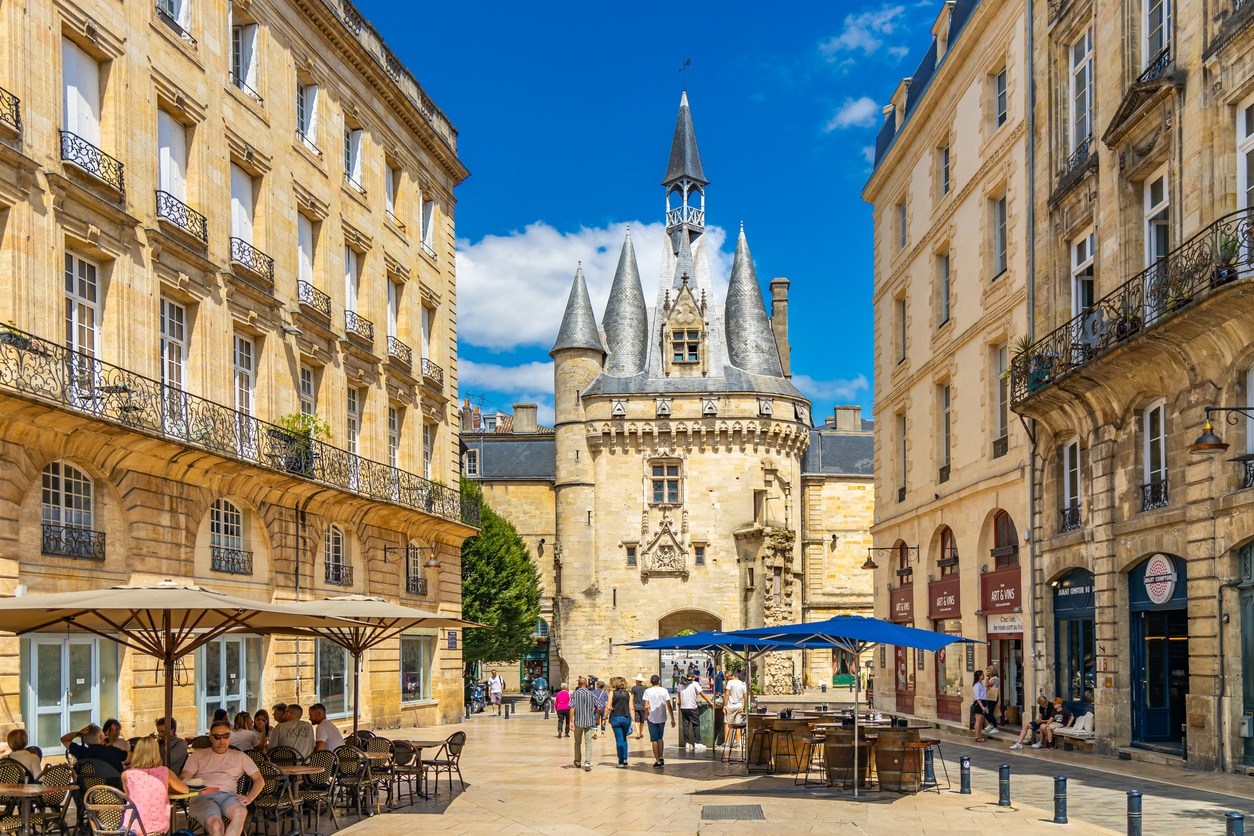 Bordeaux fenetre